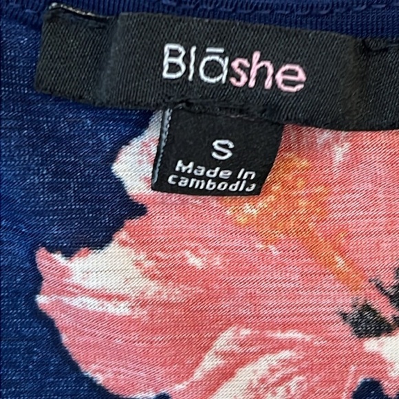 Blashe Jumpsuit tropical floral print straight leg surplice Vneck navy blue sz S - Picture 2 of 16